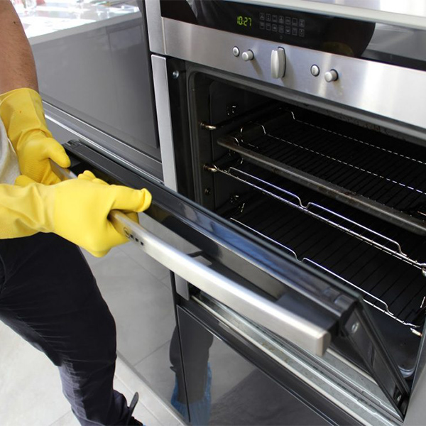 oven cleaning essex